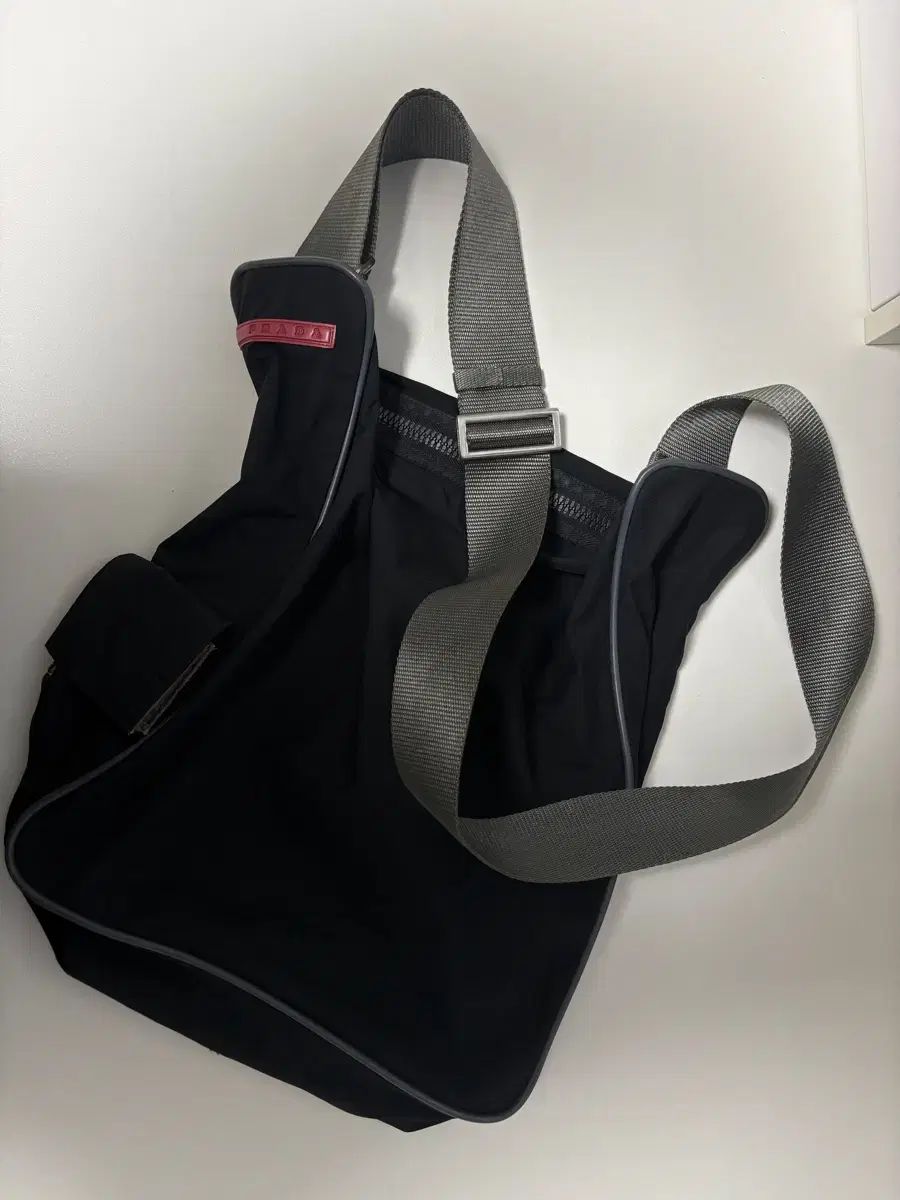 バッグ 90s PRADA SPORT NYLON WAIST BODY BAG y2k 90s PRADA SPORT NYLON WAIST BODY BAG y2k - メルカリ