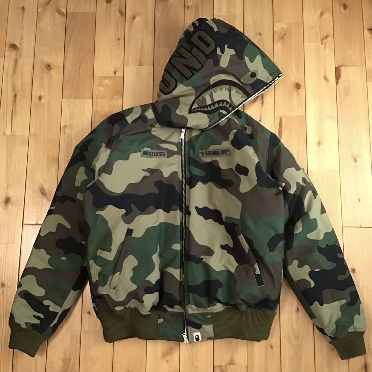 ☆XL☆ Undefeated × BAPE SHARK HOODIE DOWN jacket a bathing ape エイプ ベイプ シャーク  パーカー ダウンジャケット 迷彩 - メルカリ