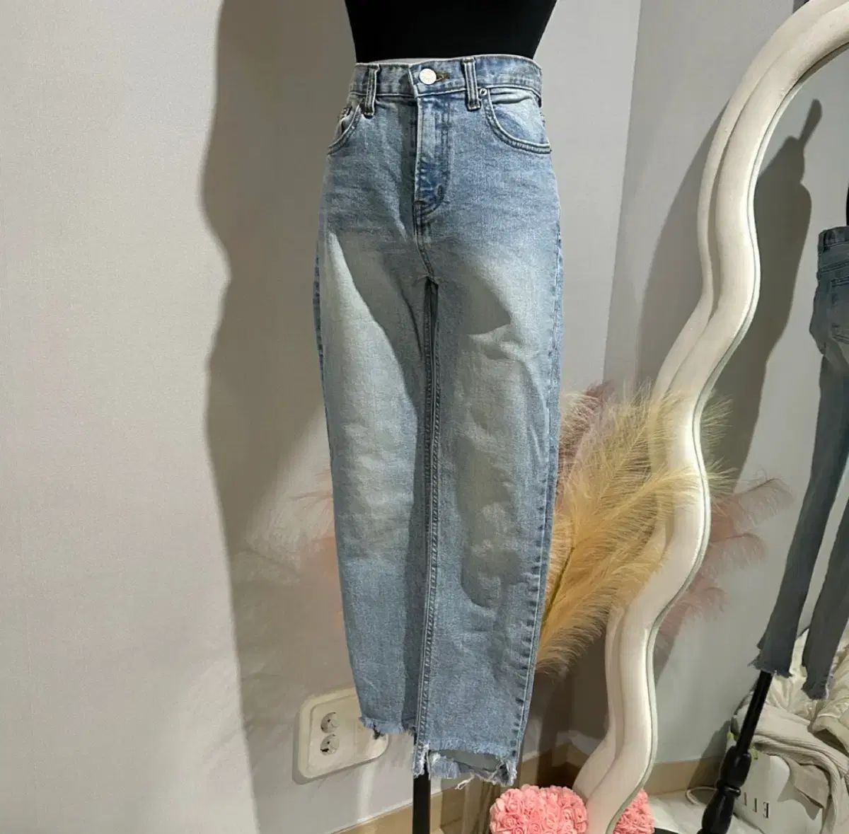 アクネストゥディオズ