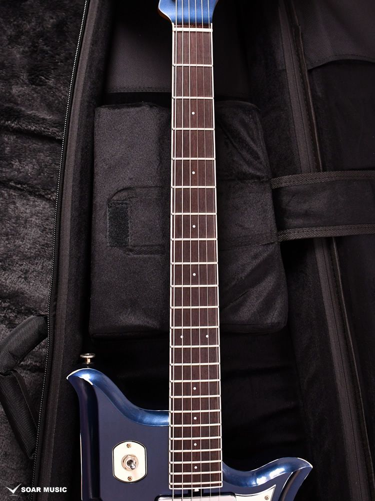 Pine Guitar