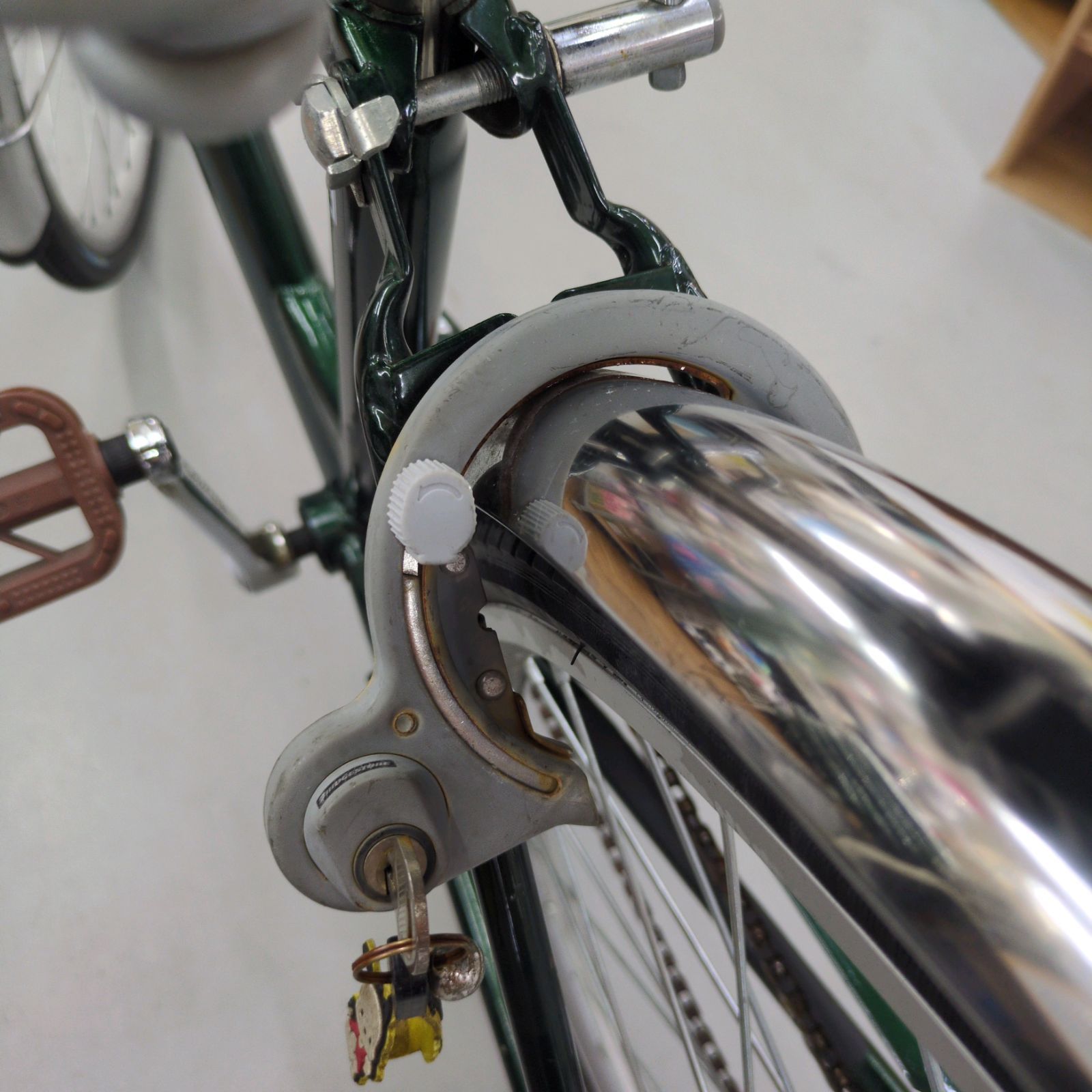 J327 ☆多少サビキズ使用感有り☆軽快自転車☆GEO CROSS☆6段☆LED