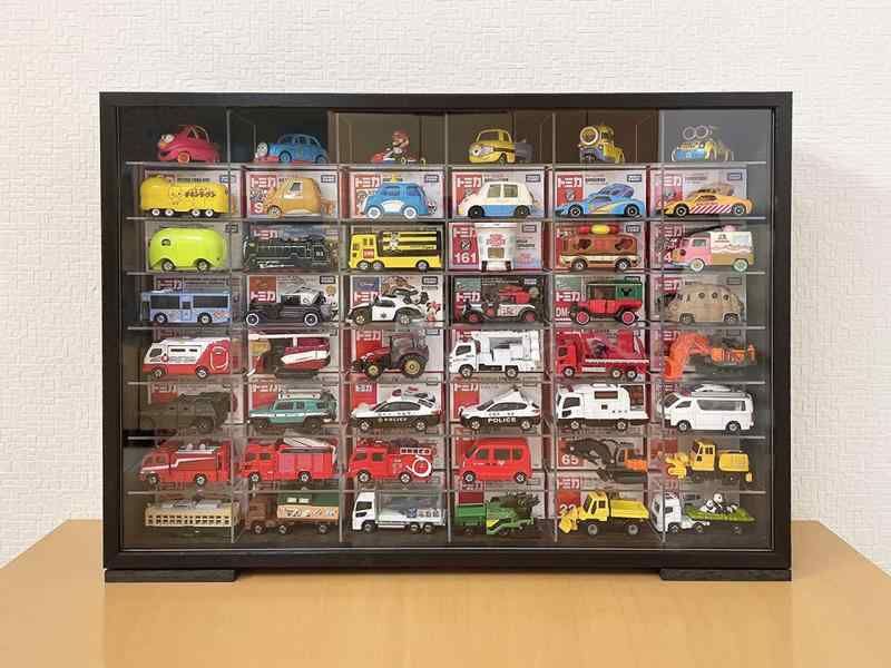 トミカアクリル棚ブラックケース 最大９６台収納 オリジナルハウス