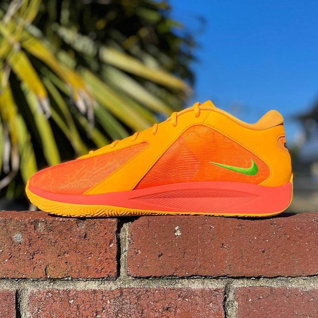 GIANNIS FREEAK 6 EP 28センチ　新品　未使用 国内12/26発売】Nike Giannis Freak 6 EP “Christmas” | bbkicks
