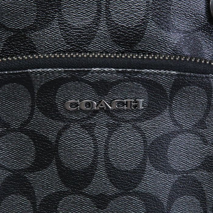 【美品】COACH グラハム ボディバッグ シグネチャー レザーPVC コーチ COACH グラハム ボディバッグ レザー PVC シグネチャー C2932
