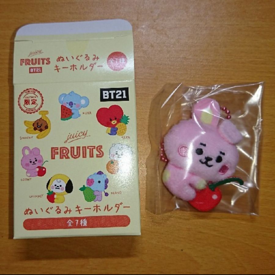 BT21 TSUTAYA ぬいぐるみキーホルダー - クリアファイル