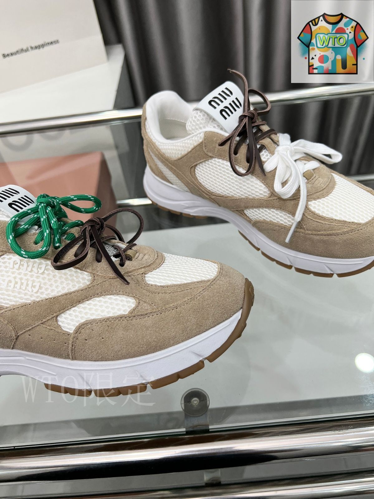 ミュウ MIU MIU ミュウミュウ Sneakers レザースニーカー 5E165D