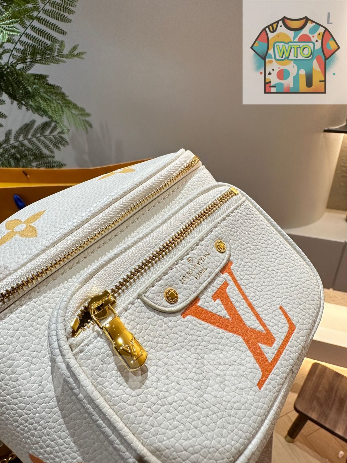 今日特価】Louis Vuitton ルイ・ヴィトン mini bumbag 送料無料