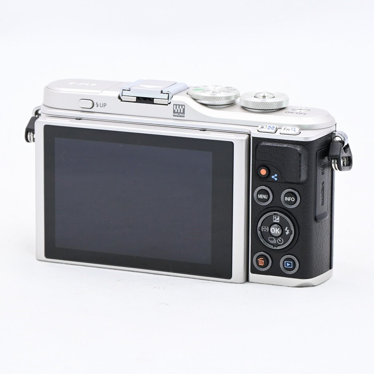 並品＞OLYMPUS PEN-F ボディ シルバー｜クラシックデザイン×高画質