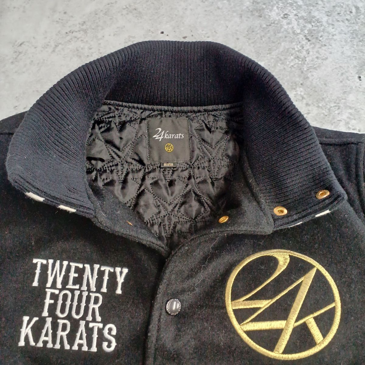 24karats スタジャン 本革 星型 パッチ スタジャン ボア刺繍 本革の 