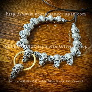 【品薄・在庫残り僅か】【新品】ブラススカルネックレス <Brass Hoop Middle Skull> NECROMANCE ネクロマンス