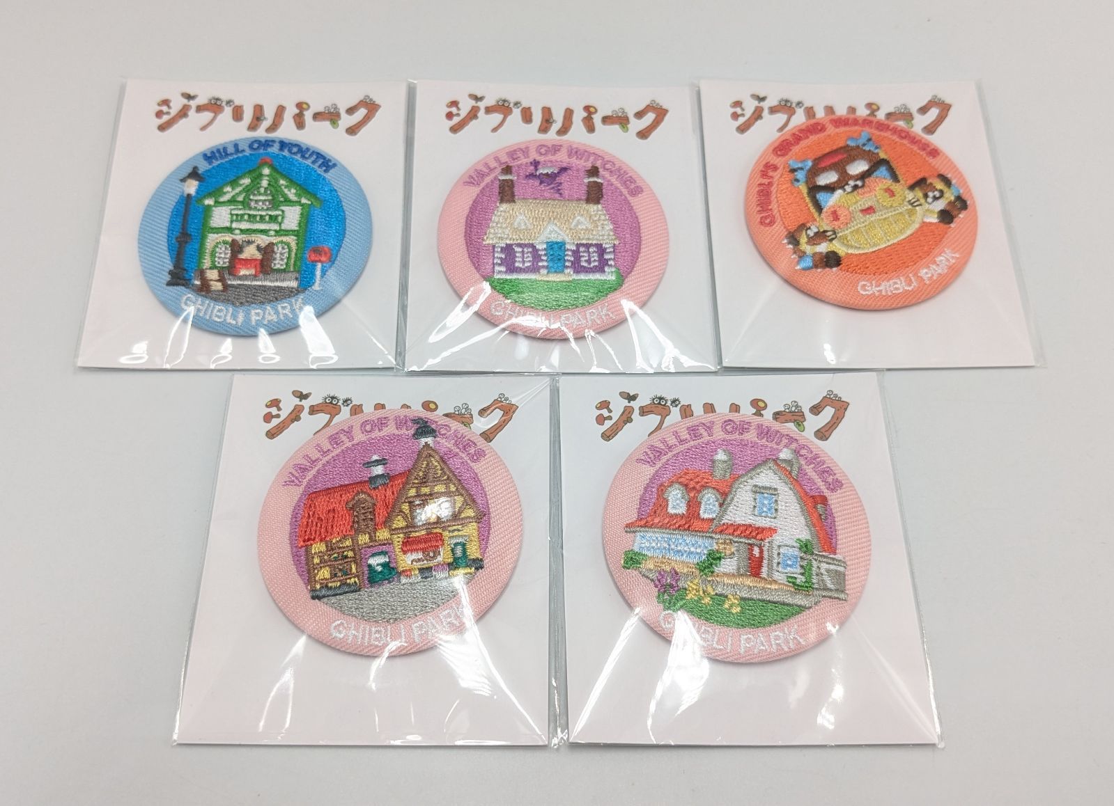 新品未開封　ジブリパーク　限定　新商品　刺繍缶バッジ　6個セット ジブリパーク 限定 新商品 刺繍缶バッジ ジブリの大倉庫 新品未