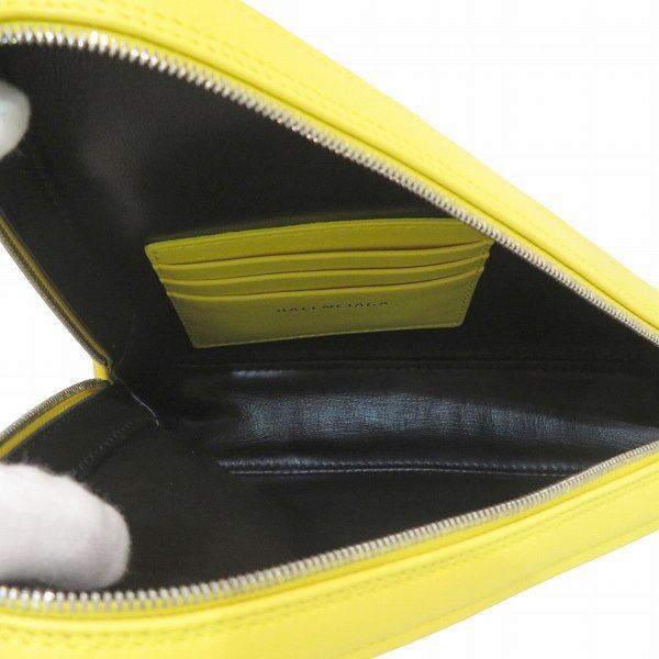 クラッチバッグ