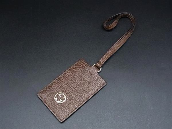 【極美品】GUCCI インターロッキングチャーム ブラウン レザー メンズ 極美品】GUCCI インターロッキングチャーム ブラウン レザー