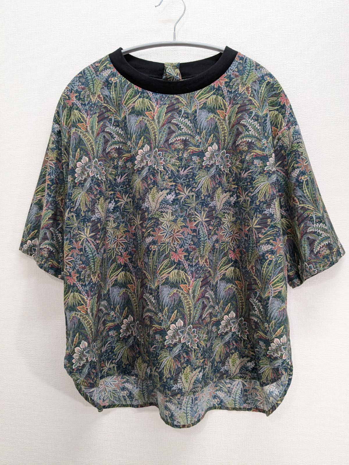 ADIEU TRISTESSE アデュートリステス ビギ リバティプリントリブ付きブラウス