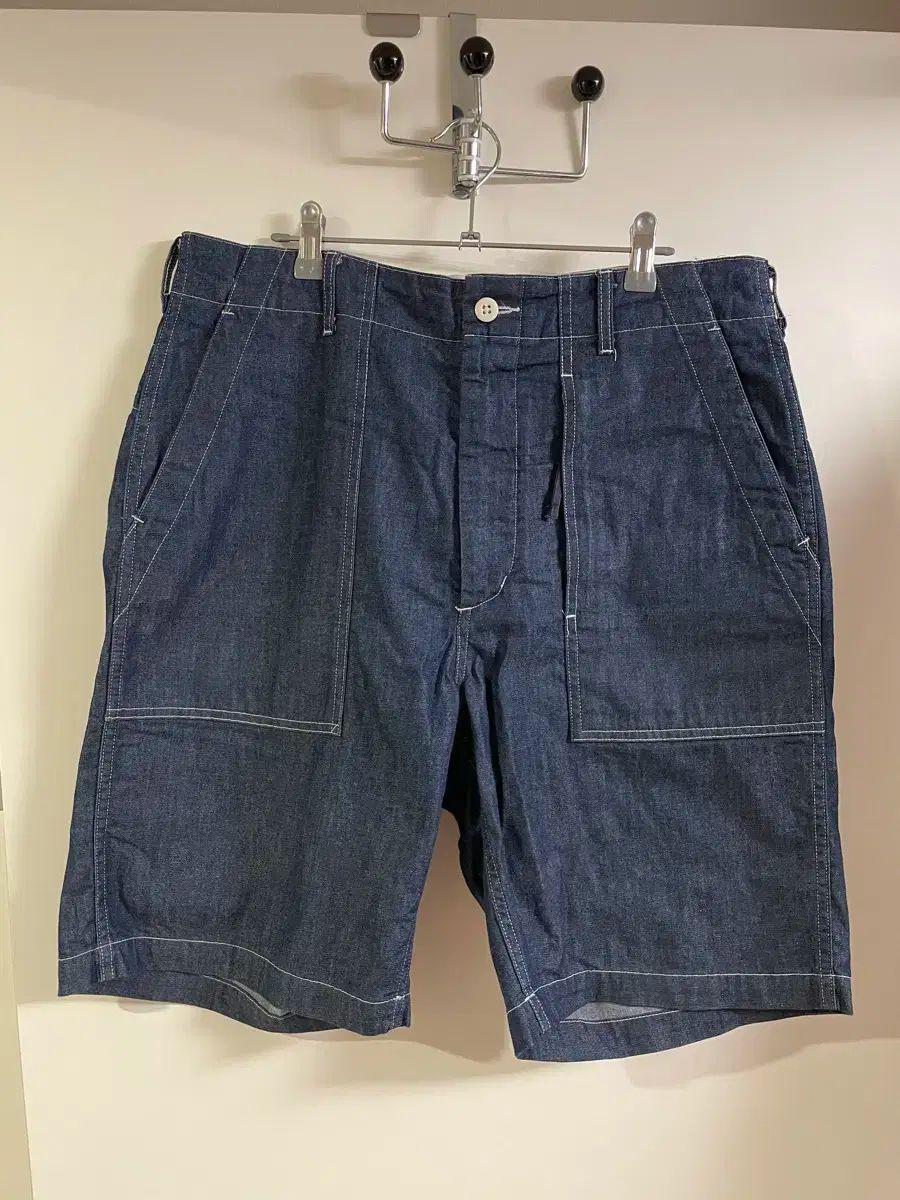 ハーフパンツ