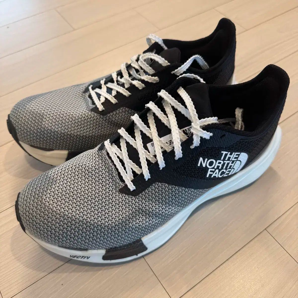 HOKA ONE ONE ラン トレラン NIKE FC TNRF 忖度なしの自腹比較レビュー