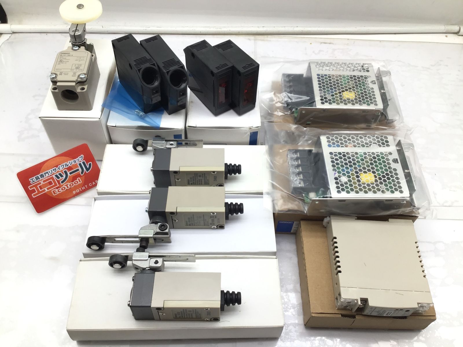 品 OMRONリミットスイッチ9点セット IT9EYROFMY40 エコツール笠寺店 M02