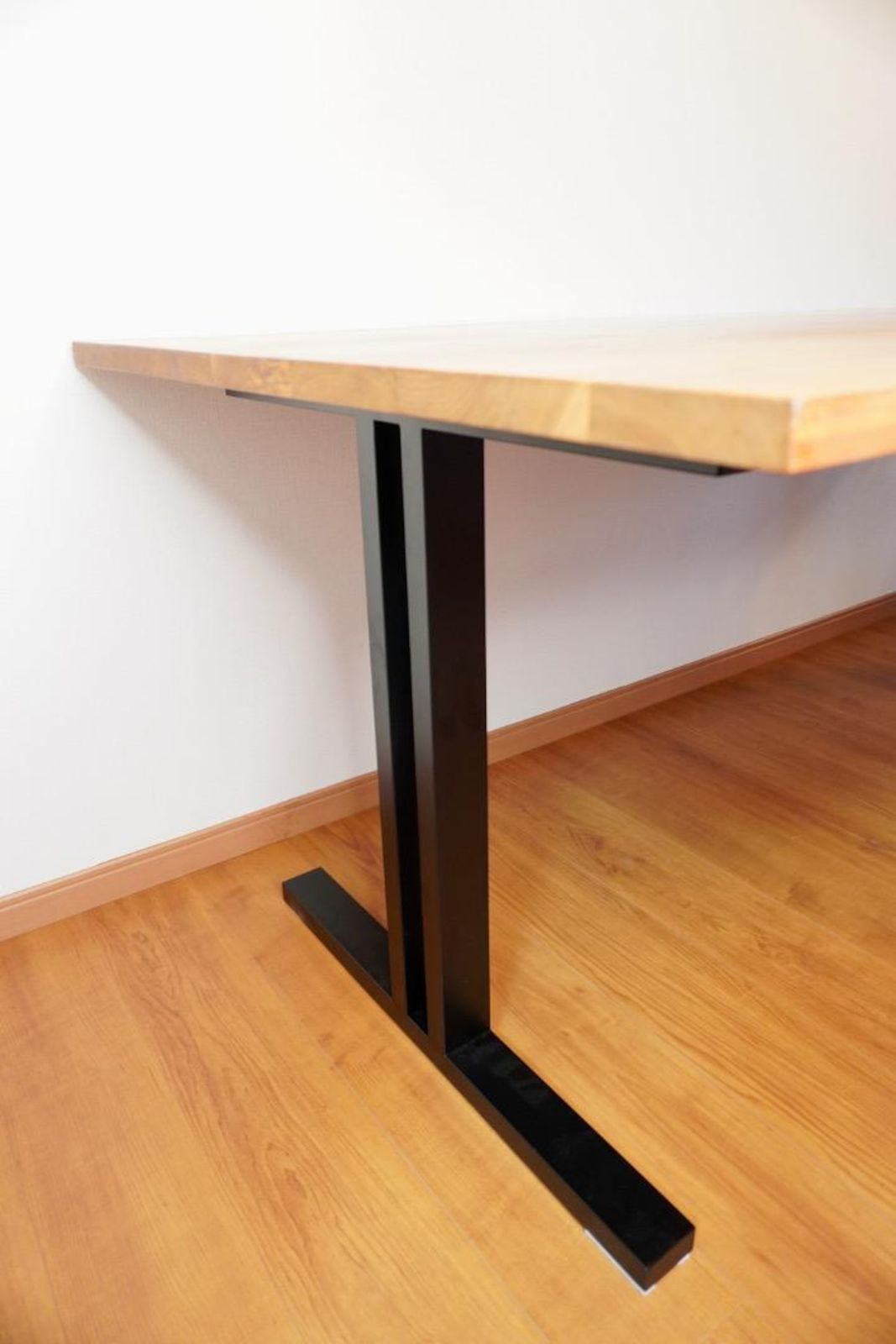 クラッシュゲート ダイニングテーブル