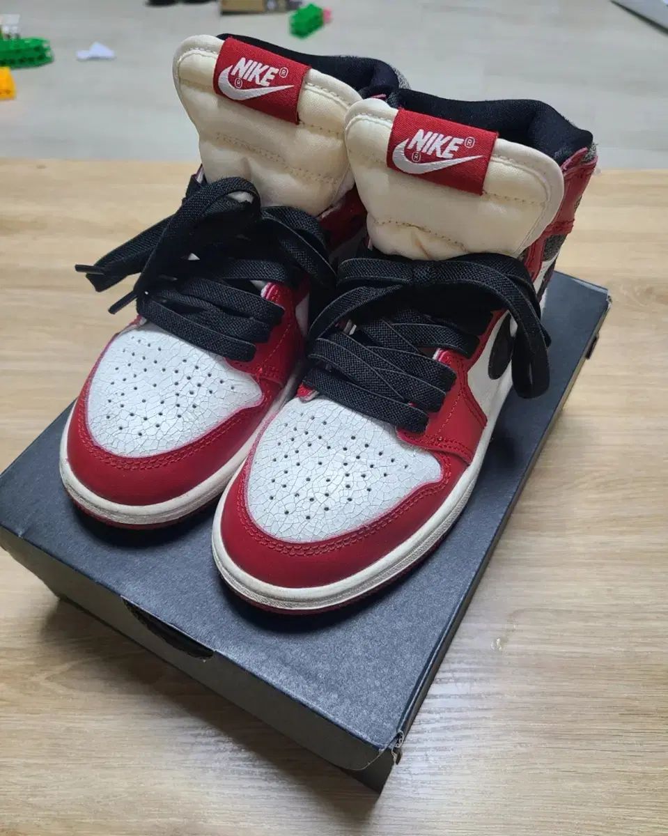 キッズ| 190mm NIKE ナイキ ジョーダン 1 レトロ ハイ OG シカゴ