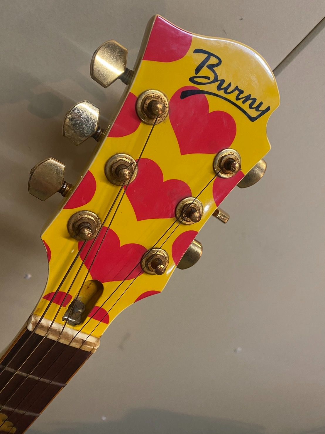 [8/31削除][傷汚れ極少]イエローハート　hide MG145S Burny MG-145S HY ~Yellow Heart~【hide Signature Model】 税込