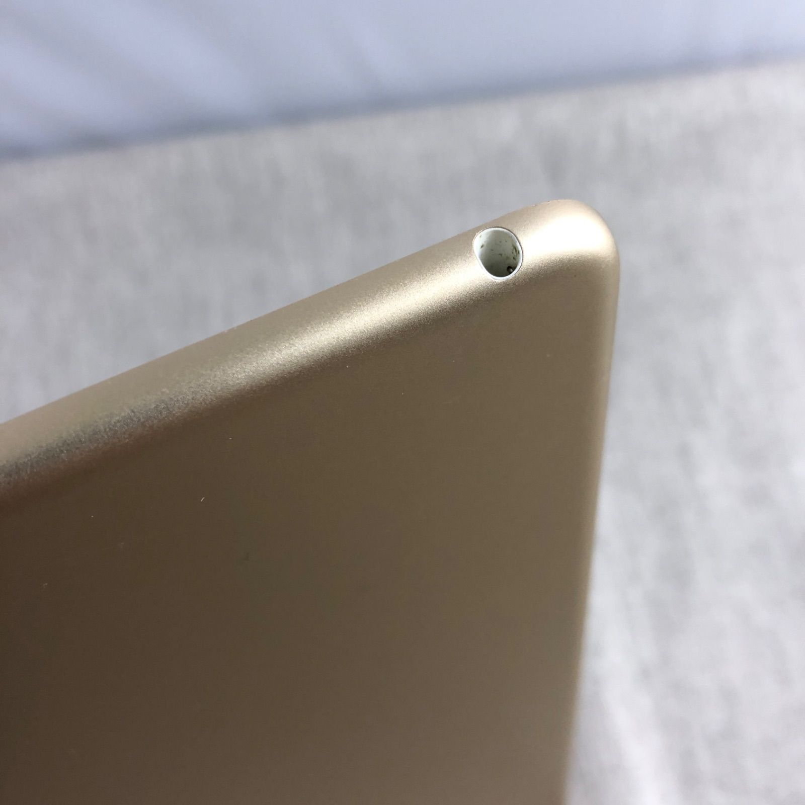 訳アリ特価】iPad Air 2 Wi-Fi 128GB Gold （A1566）/TL-231699 