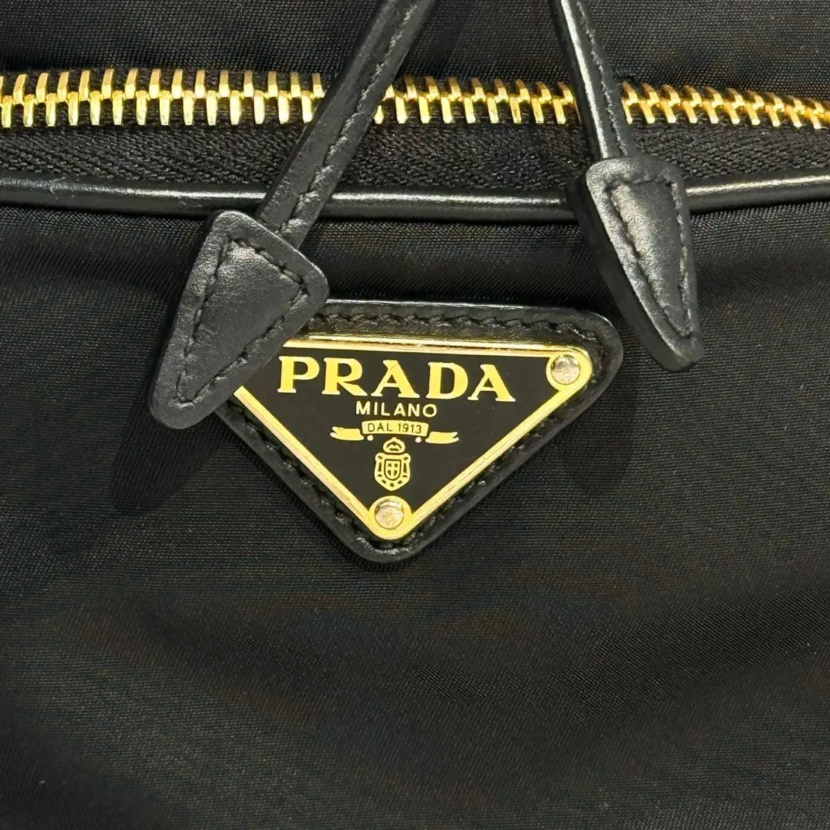 証明書を持っています PRADA(プラダ) Re-Nylon デュエット