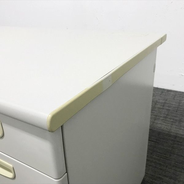 ナイキ グレー