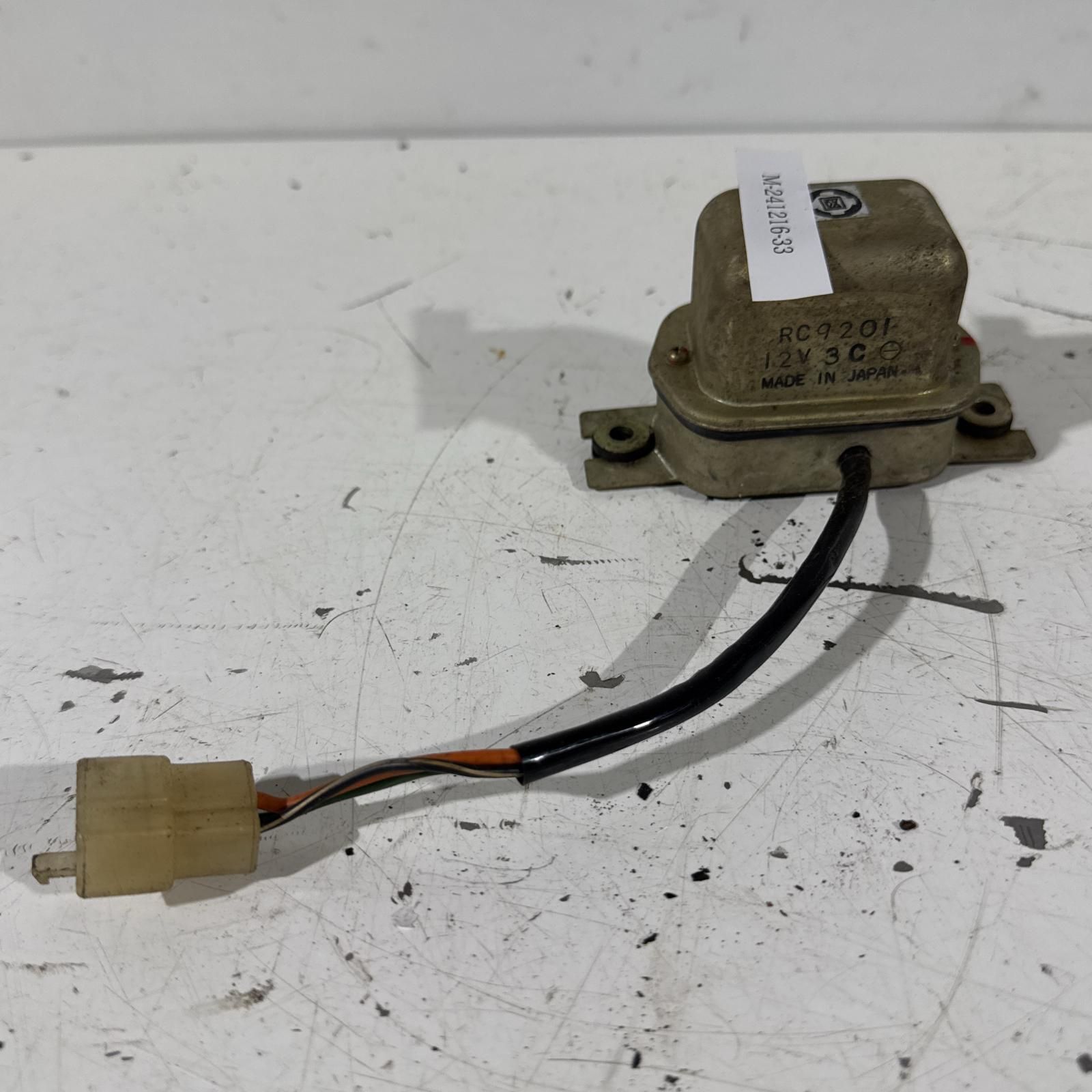 スズキ純正、日本電装、ポルデージレギュレター、GT380.550.750 SUZUKI GT380 レギュレタースズキ 注文 スズキ純正、日本電装、ポル