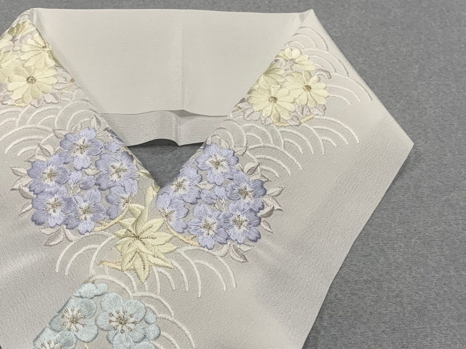 ボリューム刺繍