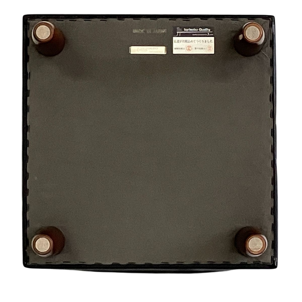 KARIMOKU カリモク