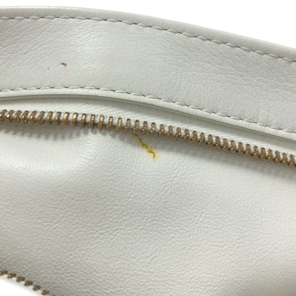 BOTTEGA VENETA (ボッテガヴェネタ) ツイスト レザーハンドバッグ