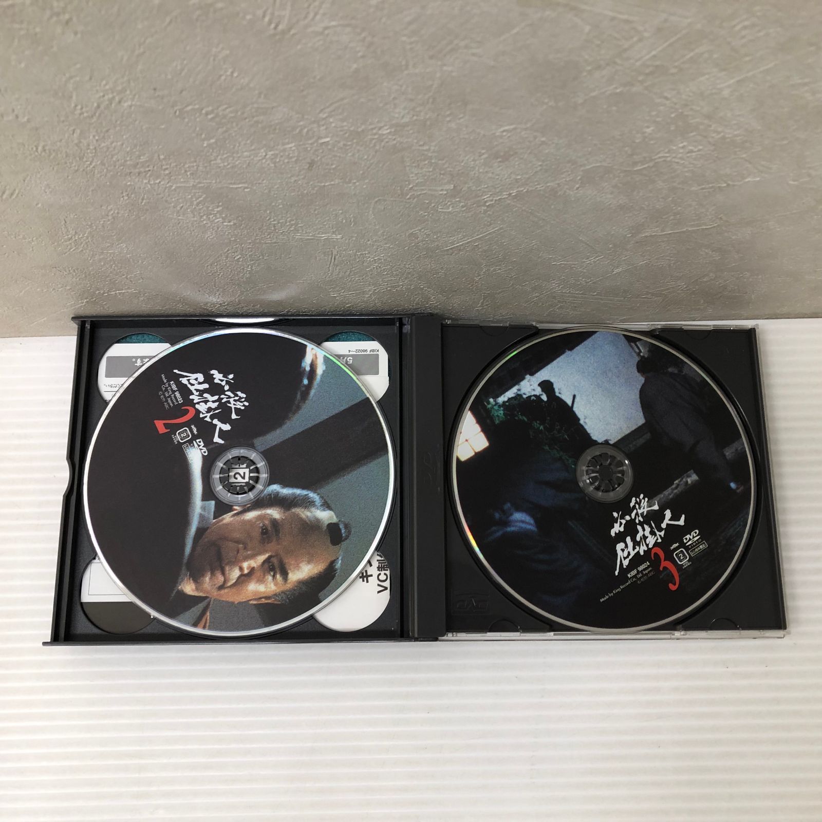必殺仕掛人 下巻DVD セット Amazon.co.jp: 必殺仕掛人〈劇場版〉DVD-BOX(3枚組) : 田宮二郎