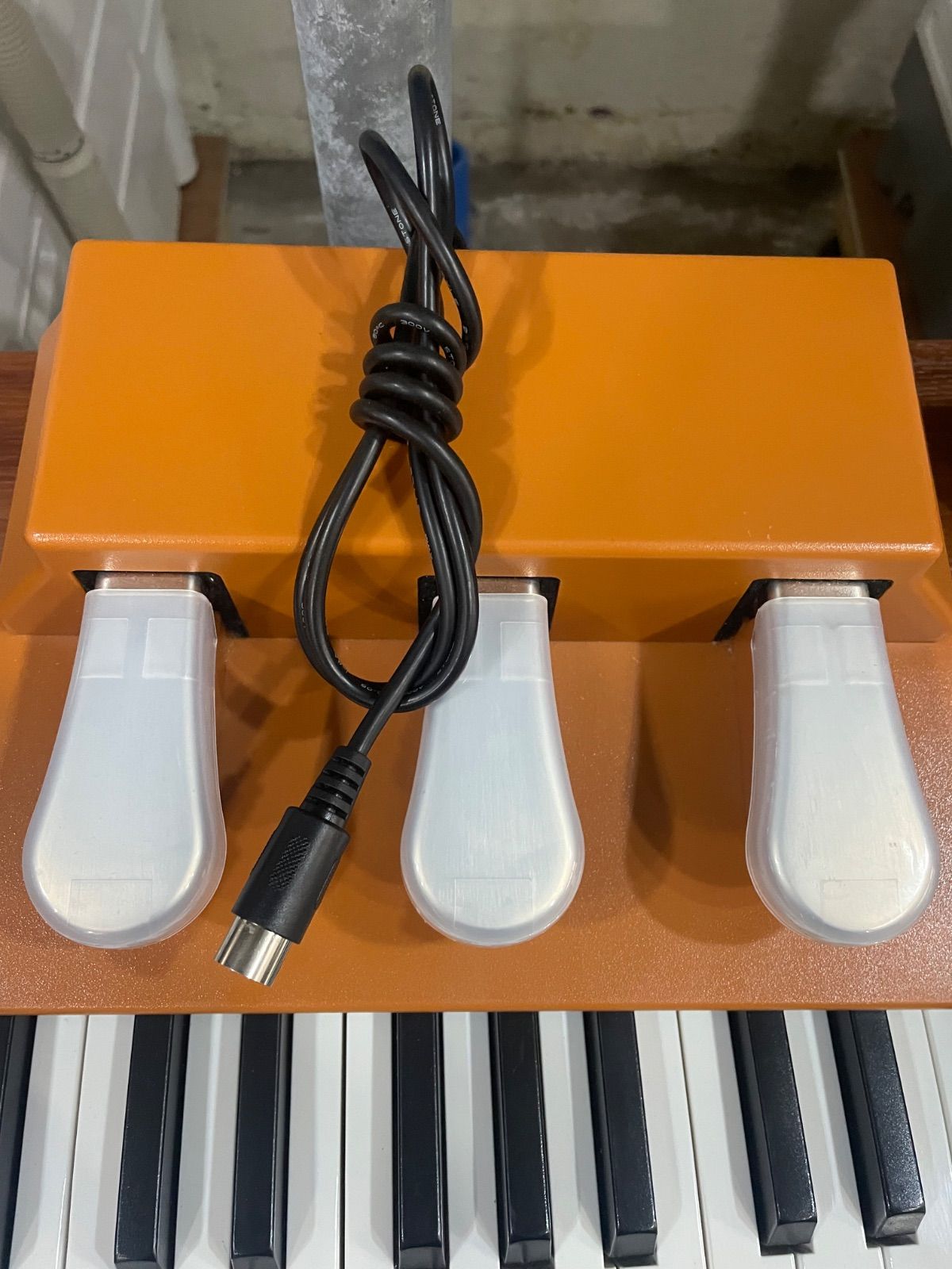 ヘッドホン付き