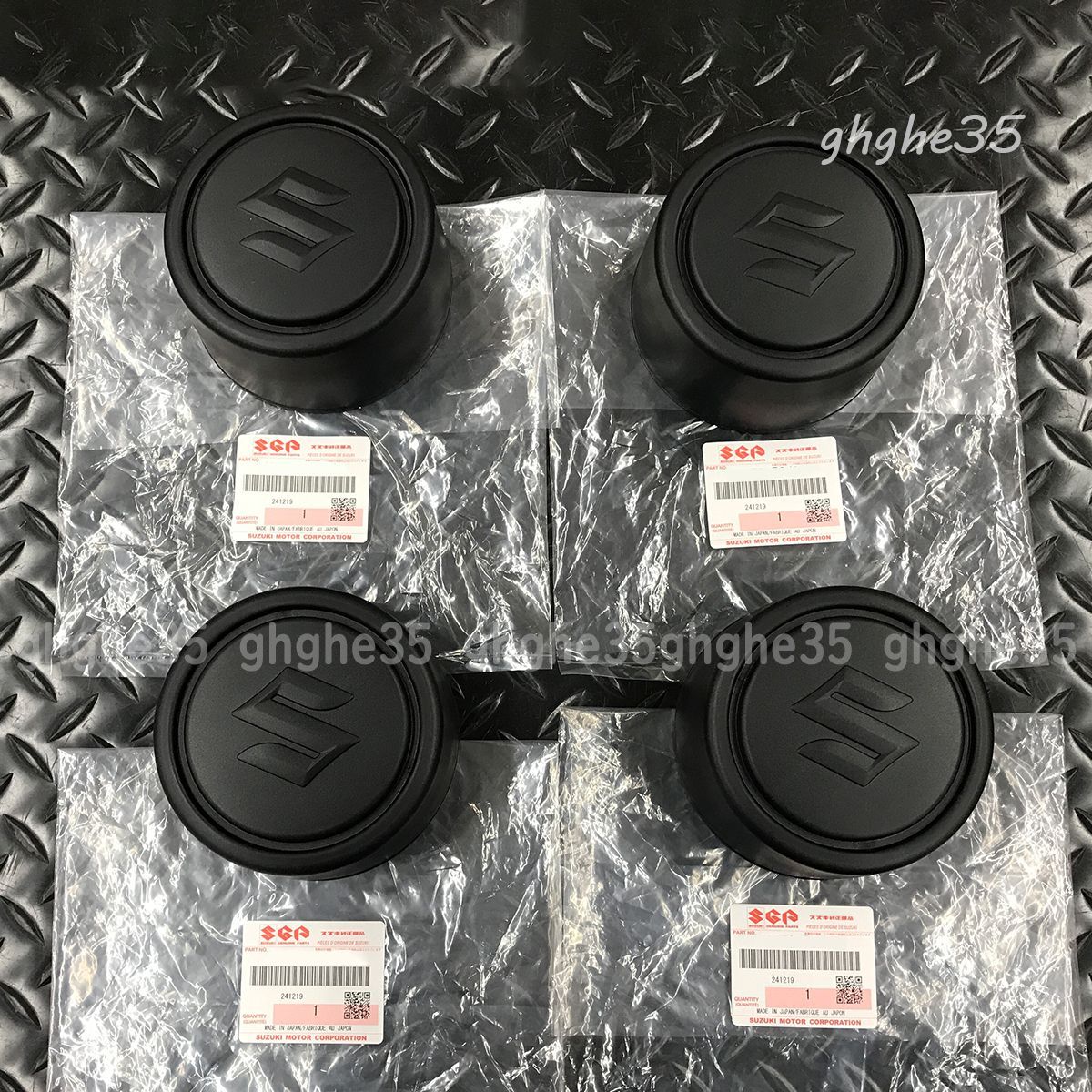 最終値下げ　ジムニー　JB23W 純正ホイール　センターキャップ付き　写真3.4 WirusWinJB64ジムニー用ホイールセンターキャップ2個セット