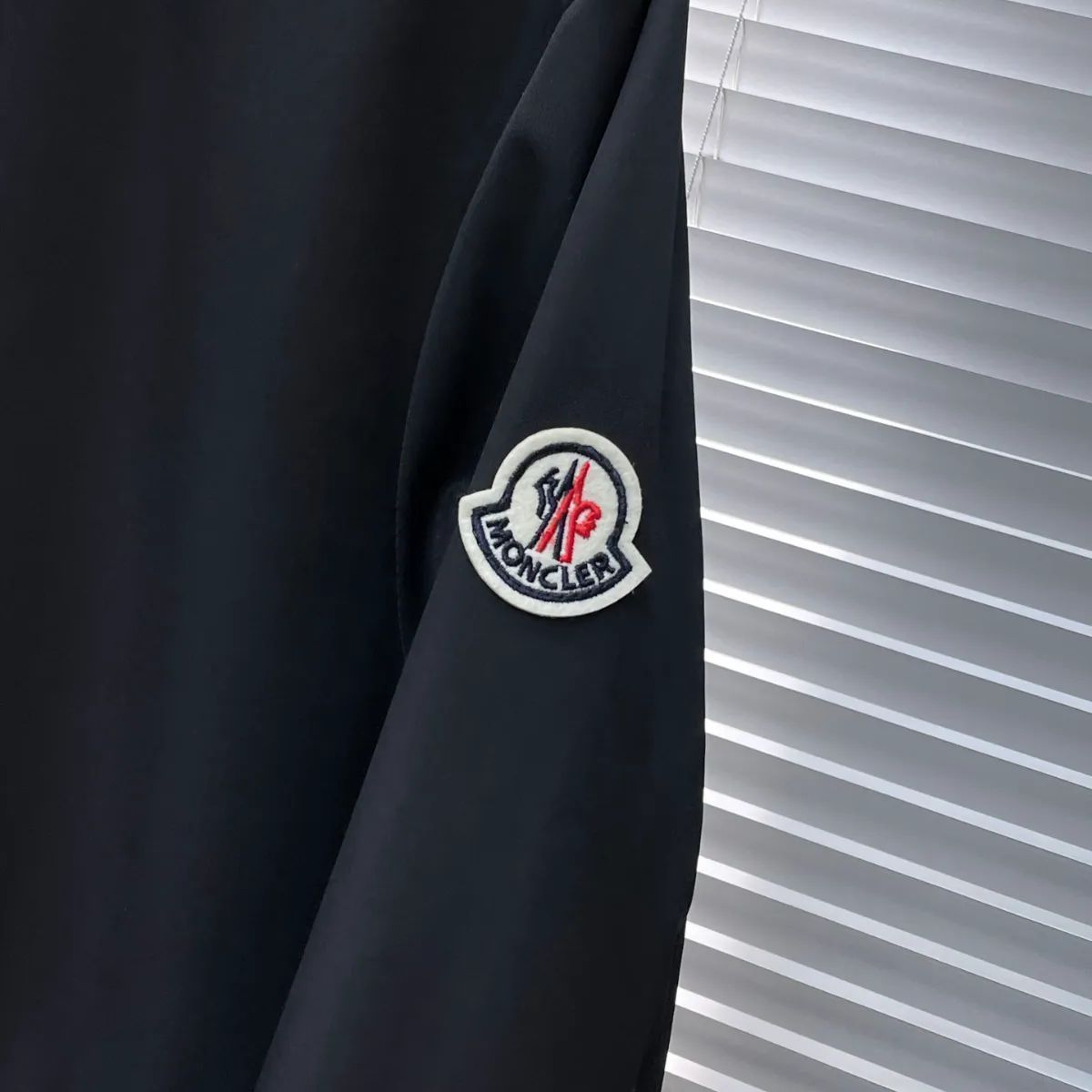 新品】MONCLER （モンクレール） ナイロンジャケット ブラック