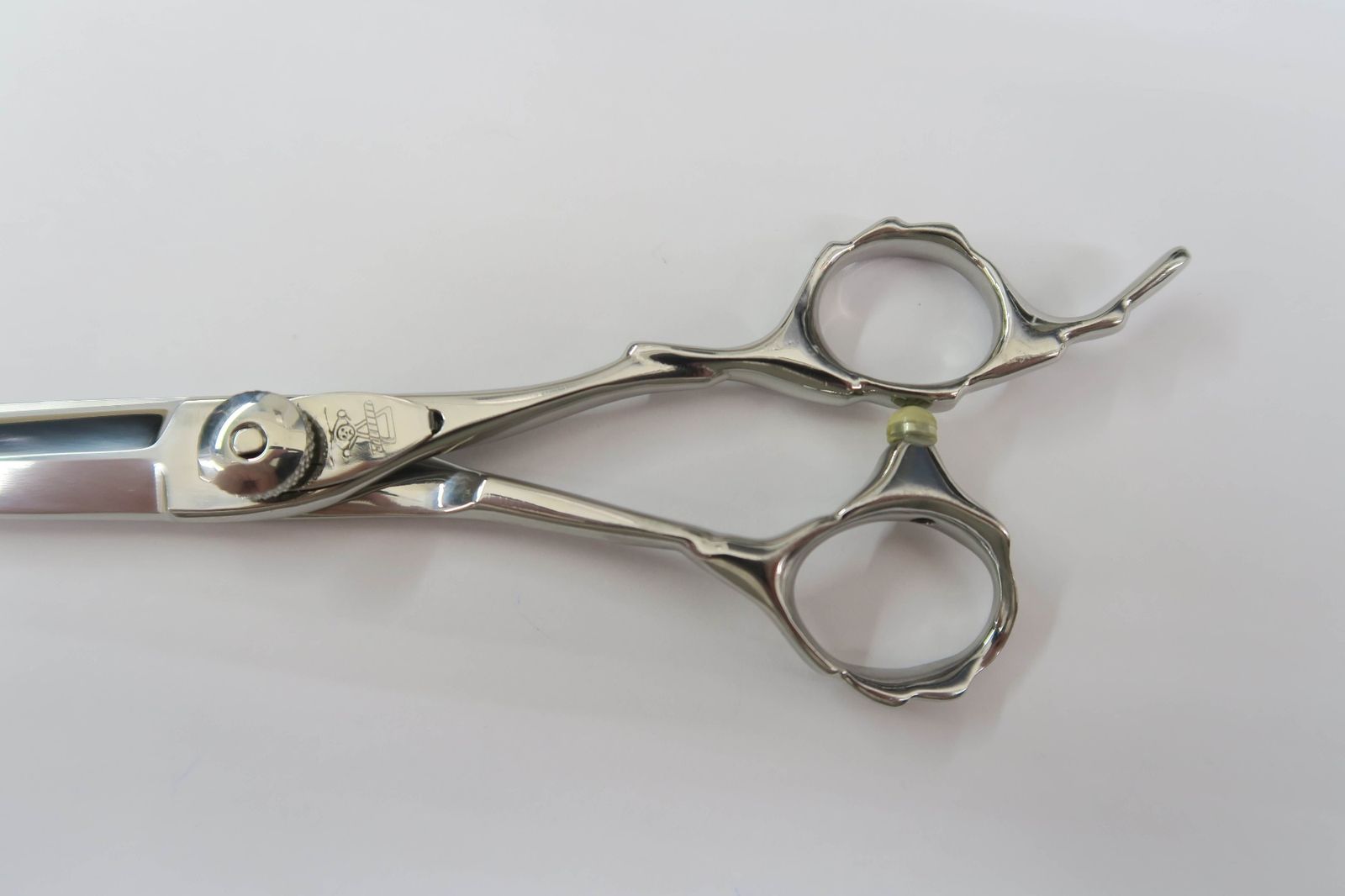 Bランク アルプス株式会社 リビテックハイネッタ21 ダマスカス302Dセニング 美容師・理容師 6.0インチ 右利き 中古:G-1127 Bランクアルプス株式会社 リビテックハイネッタ21 Z-80RSS シザー