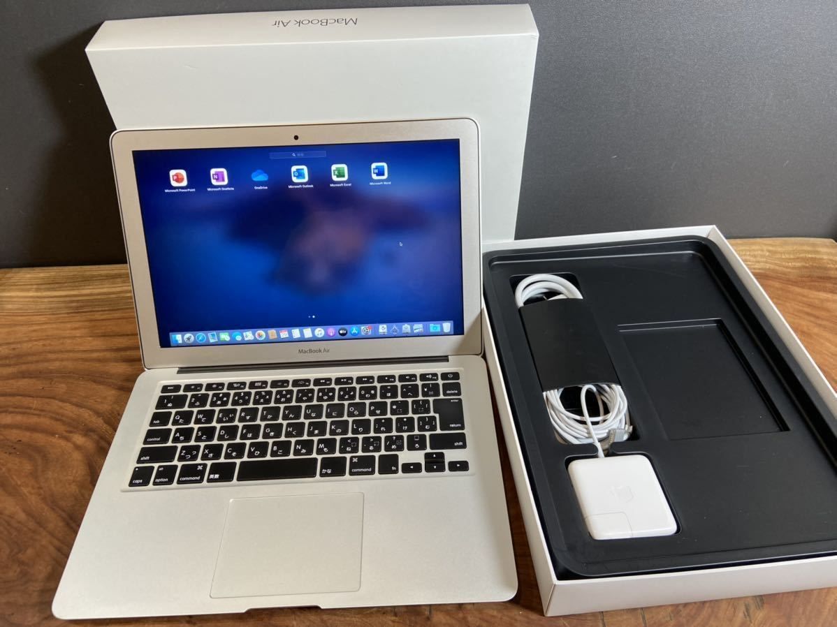 Apple MacBook