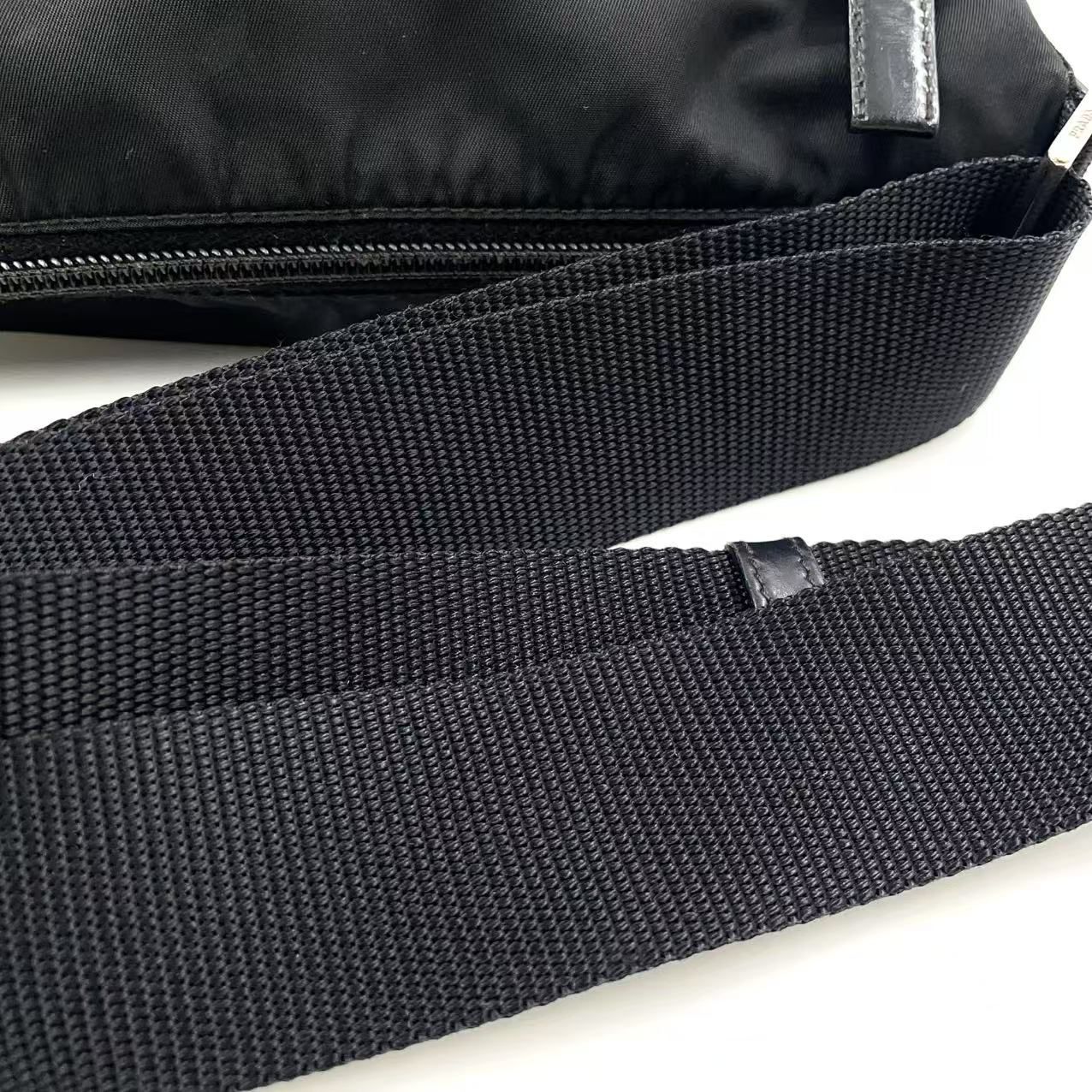 PRADA カメラバッグ 三角ロゴ レザー×ナイロン ブラック
