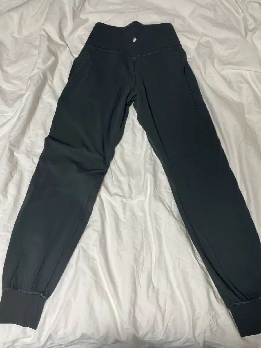 lululemon ルルレモン 位置合わせ ジョガーパンツ グラファイトグレー 4 サイズ