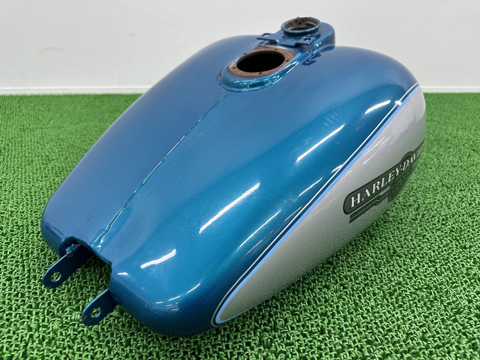  タンク 青色 960px-