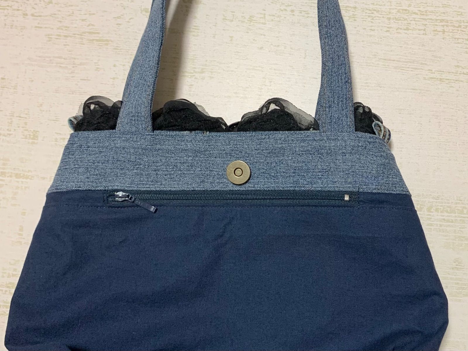 ハンドメイド】お花とレースの丸っこいバッグ デニムジーンズ