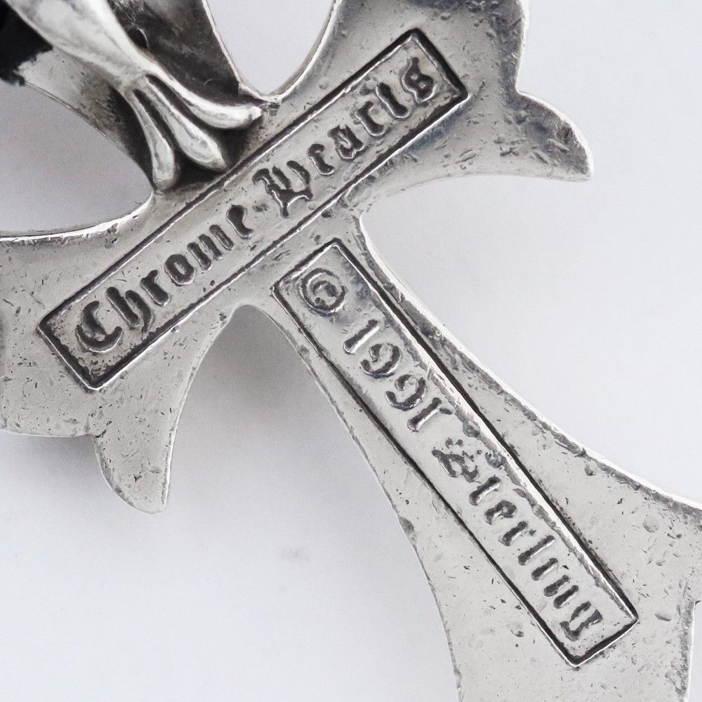 Chrome Hearts クロスペンダントスモール&レザーブレイド CHROME