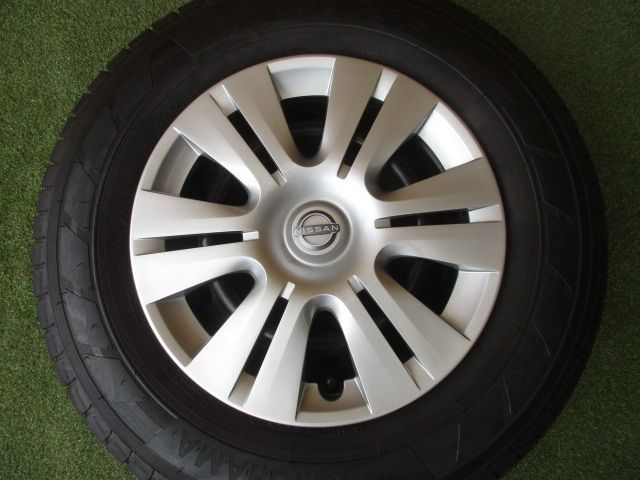 み 日産純正スチール キャラバン 195 80R15 ラヂアルタイヤ４本SET E25 E26 NV350