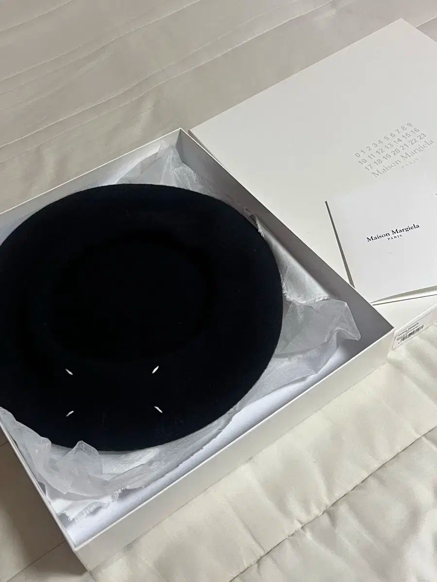 Maison Margiela(メゾンマルジェラ) ブラック ベレー帽 韓国 ベレー帽