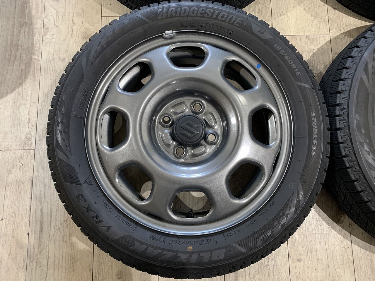 FJクルーザー純正スチールホイール　スタッドレスタイヤ FJクルーザー 純正スチールホイール スタッドレスタイヤ