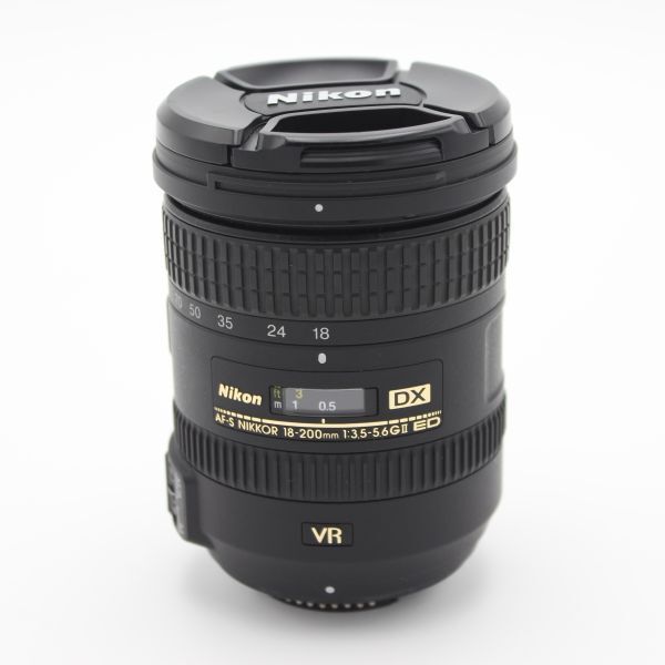 NIKKOR 18-200mm