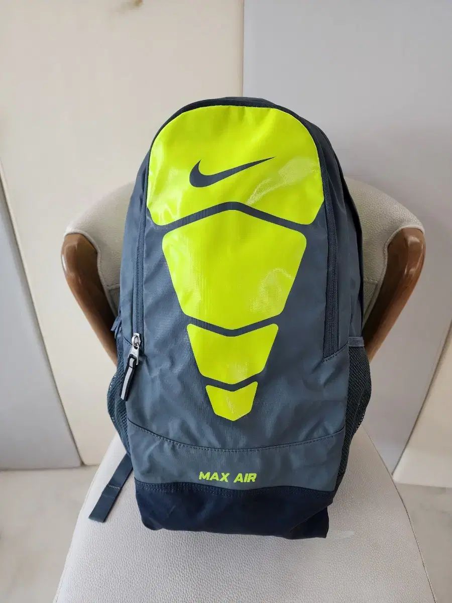 【雷市場（ポンジャン）商品韓国直送】 NIKE(ナイキ) マックス エアー リュック リュックサック バッグ
