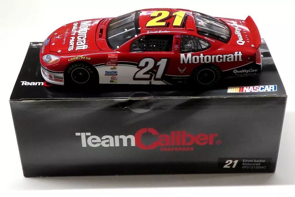 NASCAR ミニカー FORD 1/24 【公式通販】