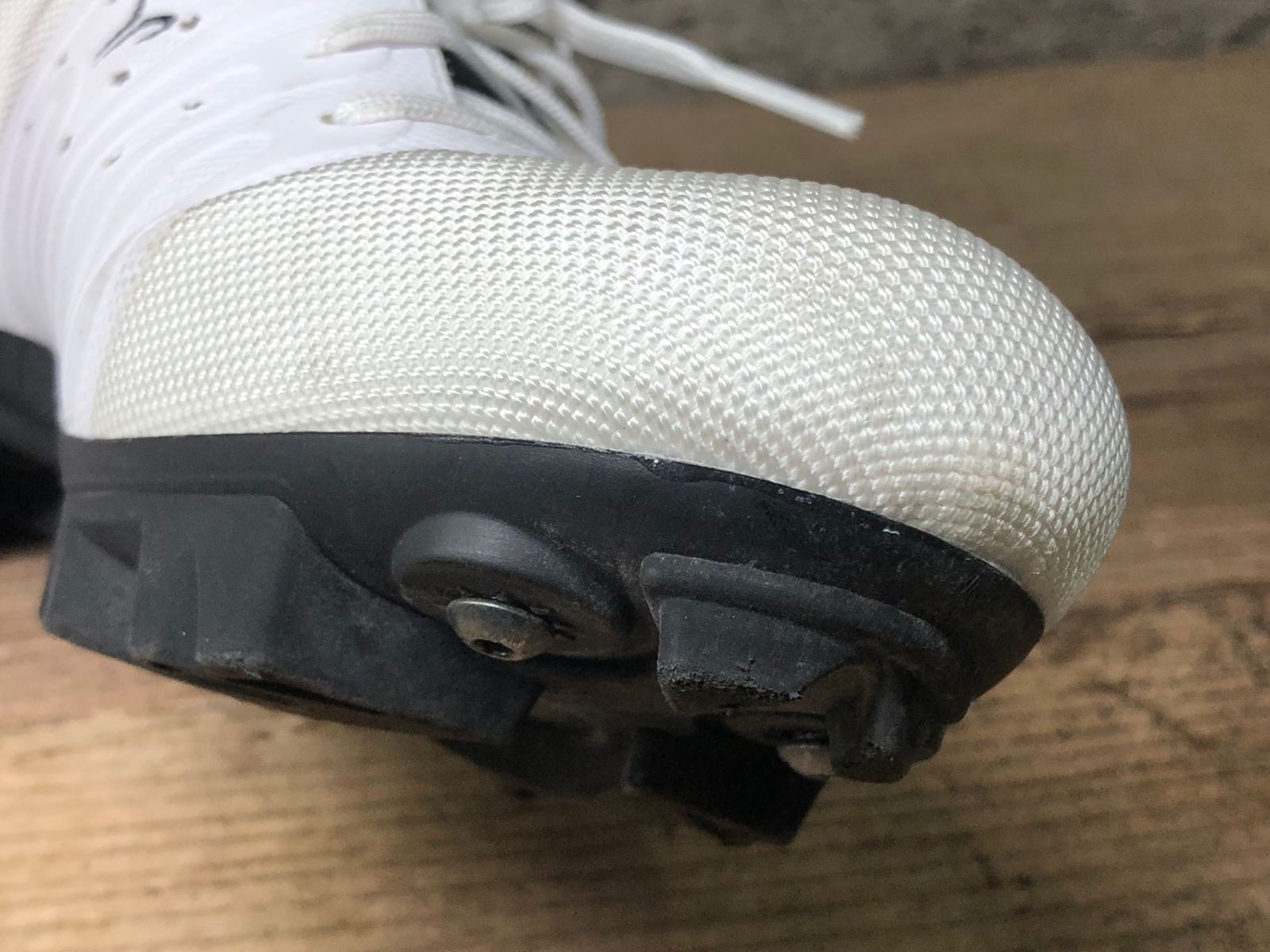 ビンディングシューズ