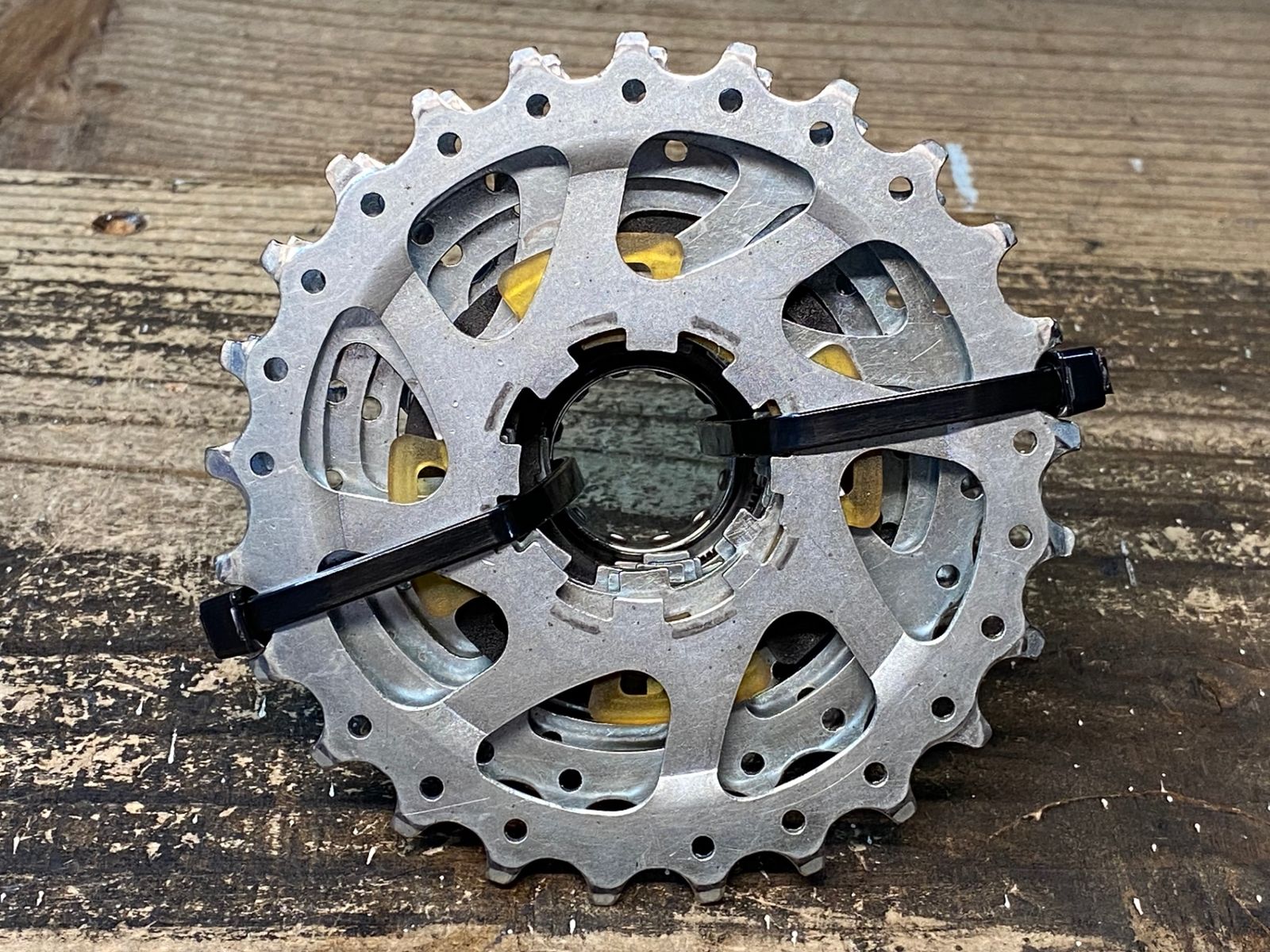 Campagnolo Veloce 10s スプロケット 12-25 Amazon.com : Campagnolo Veloce 10 Speed Cassette - Silver